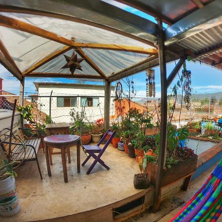 Hostel Deja Vu San Cristobal de las Casas Luaran gambar