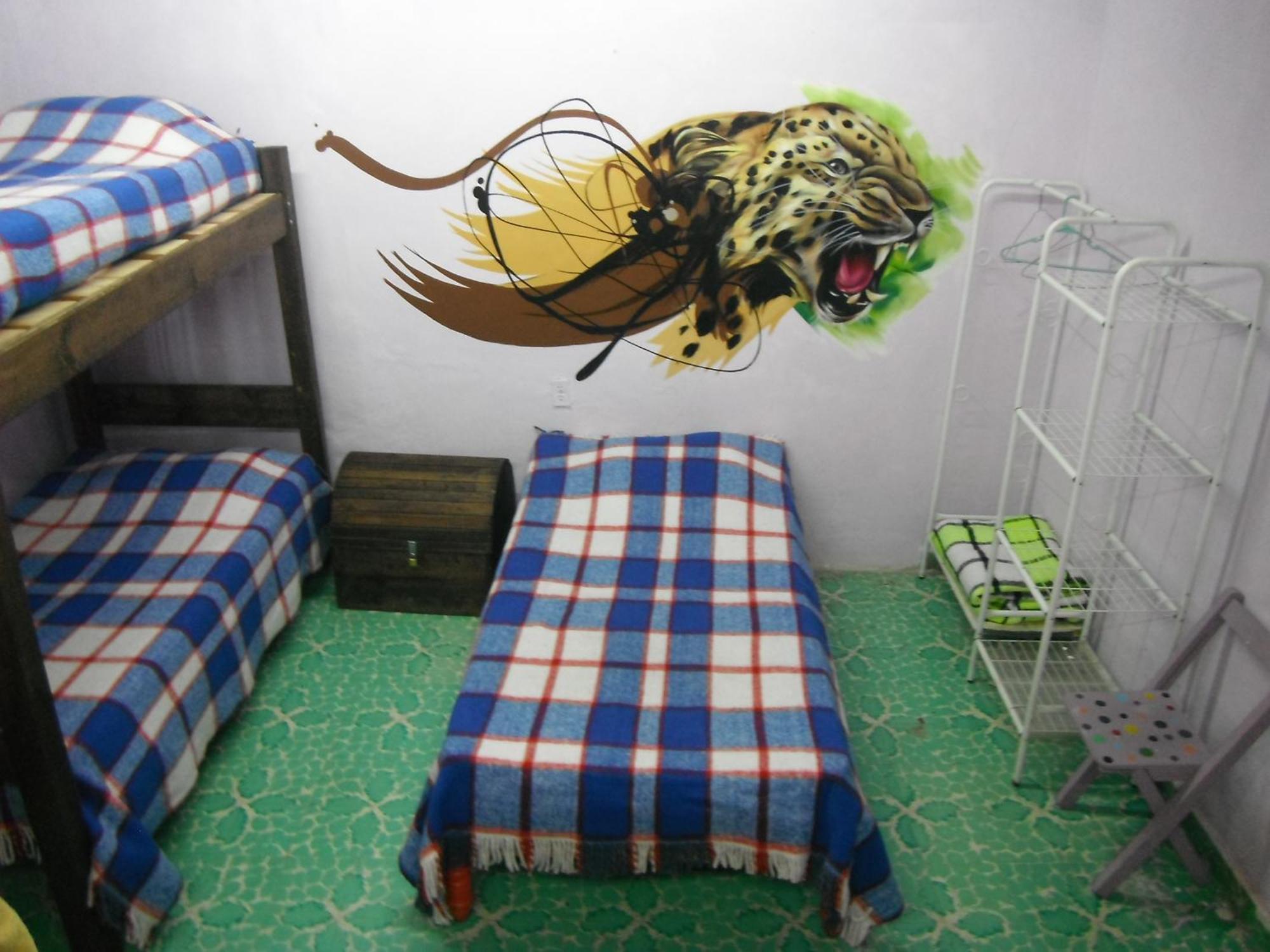Hostel Deja Vu San Cristobal de las Casas Bilik gambar