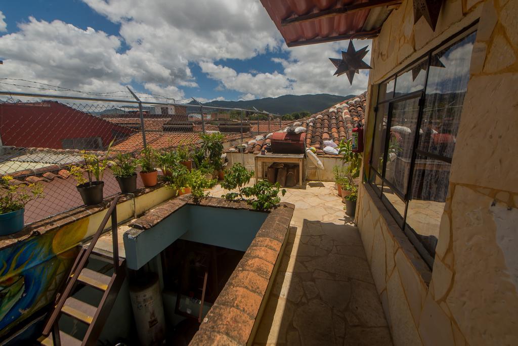 Hostel Deja Vu San Cristobal de las Casas Luaran gambar